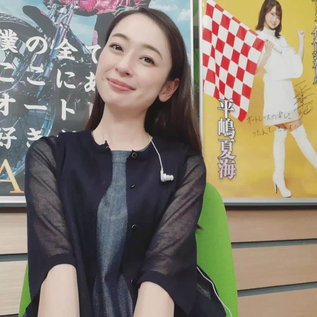 瞳ゆゆのインスタグラム：「明日は優勝戦だよー🏍️  優勝戦終わっても、次の日からナイトレース始まるよ😊  15-18日　ナイター開催 19-21日　ナイトレース 26-29日　デイ開催  海に行きたい🐚  #宝塚og #アナウンサー #川口オート #オートレース」