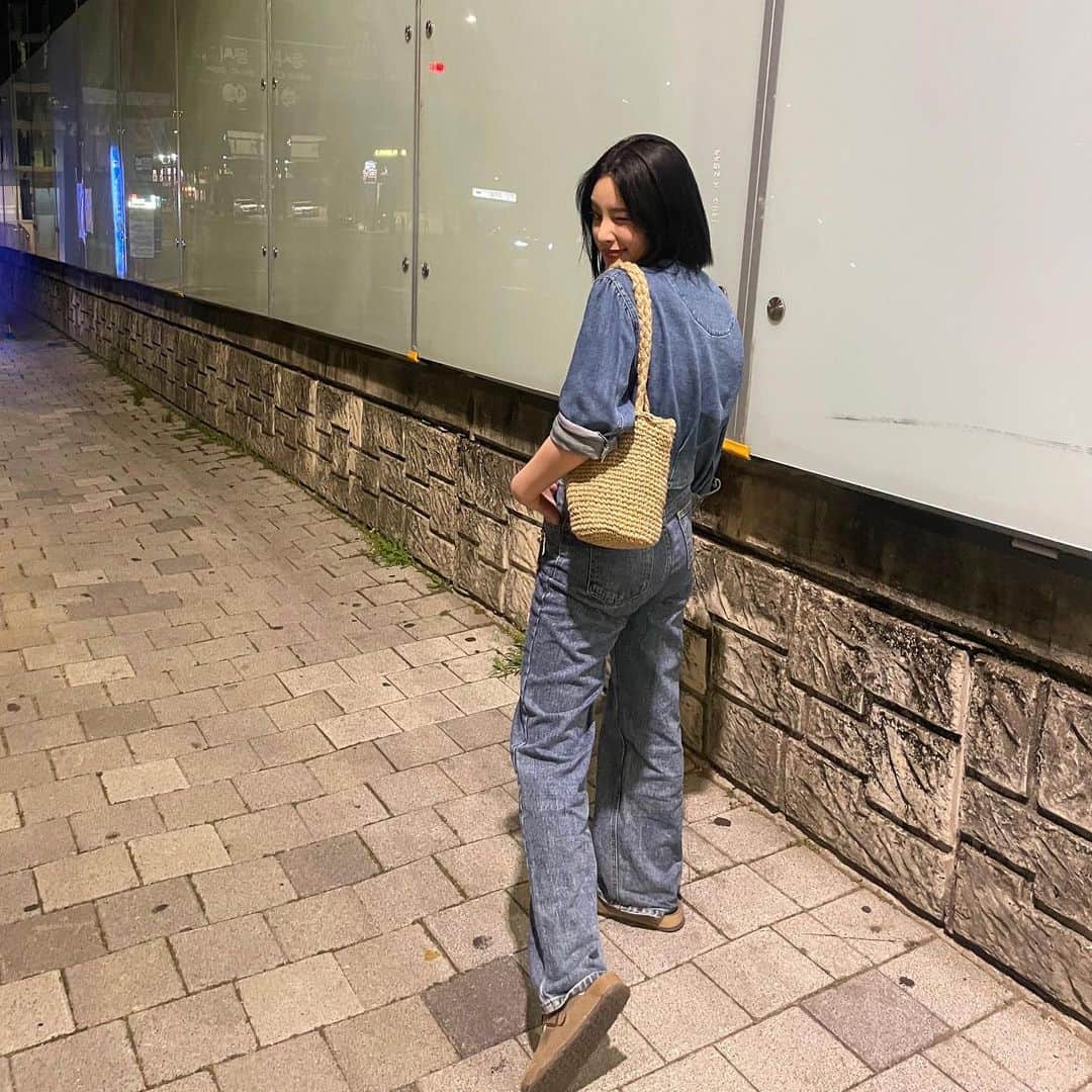 ジョンハさんのインスタグラム写真 - (ジョンハInstagram)「오늘 밤, 당신의 앞니를 똑 떼 갑니다🪽」6月17日 21時58分 - 1993kg