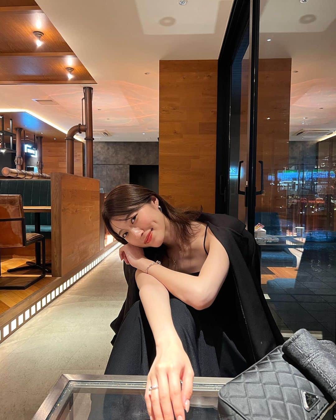 小山莉奈のインスタグラム：「🩷🌸🎀🪞」