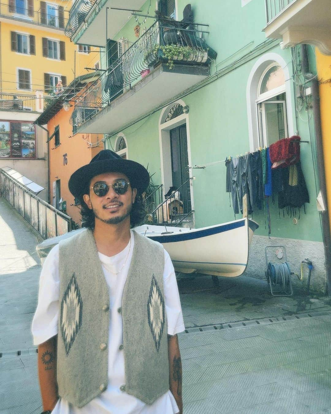 KENNY（吉原健司）さんのインスタグラム写真 - (KENNY（吉原健司）Instagram)「Grazie Firenze🇮🇹 色々トラブルはありましたが最終的には天気にも現地スタッフさんたちにも恵まれ無事に撮影終了。撮影チームのみなさん早朝から深夜まで本当にありがとうございました。お疲れ様でした。 完成楽しみにしてます🔥」6月17日 22時30分 - kenny_yoshihara