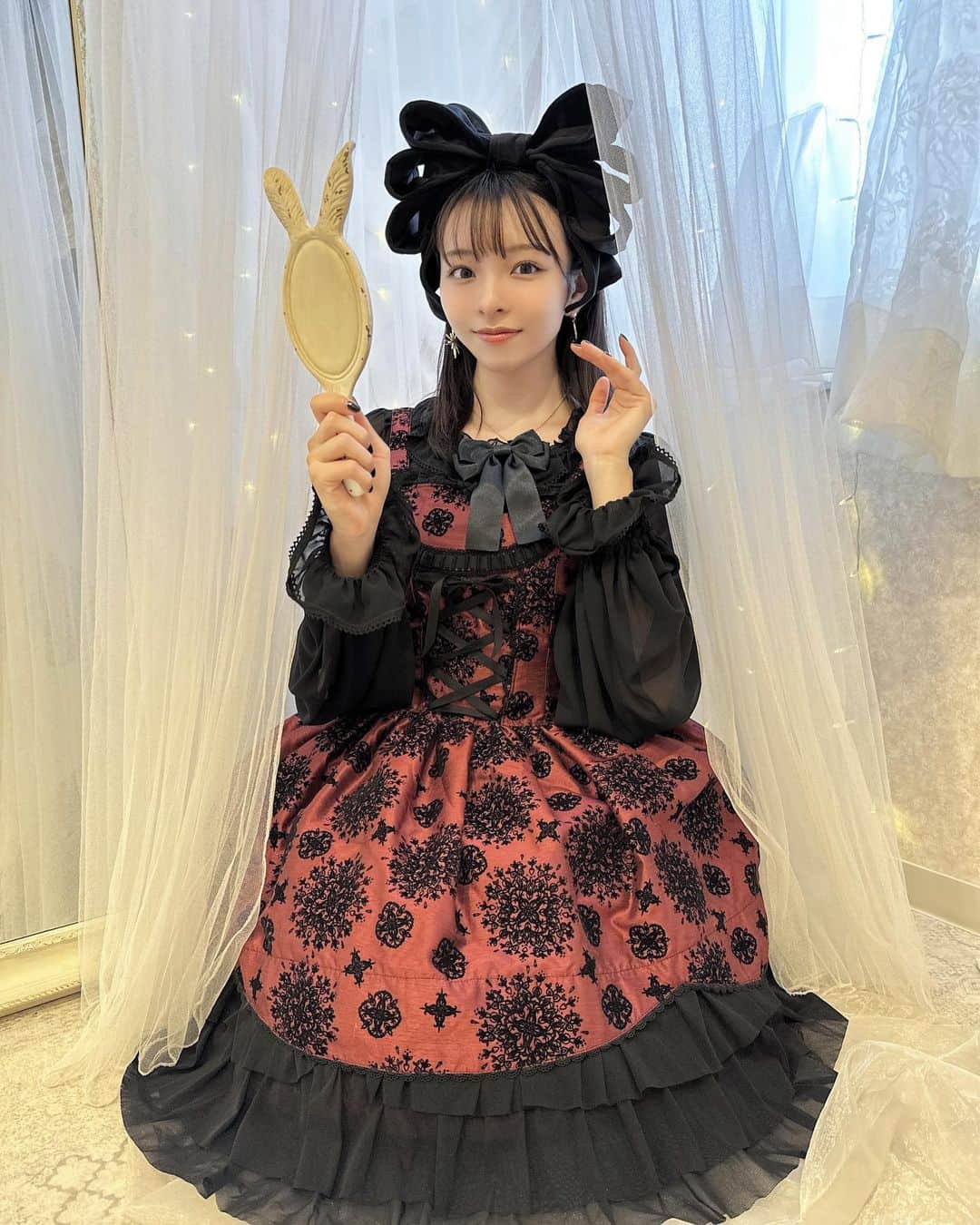 一ノ瀬みかのインスタグラム：「先日、 @maison_etude さんにお邪魔してきました🍓  どう？似合う？  #ロリータファッション #Lolita #お茶会」