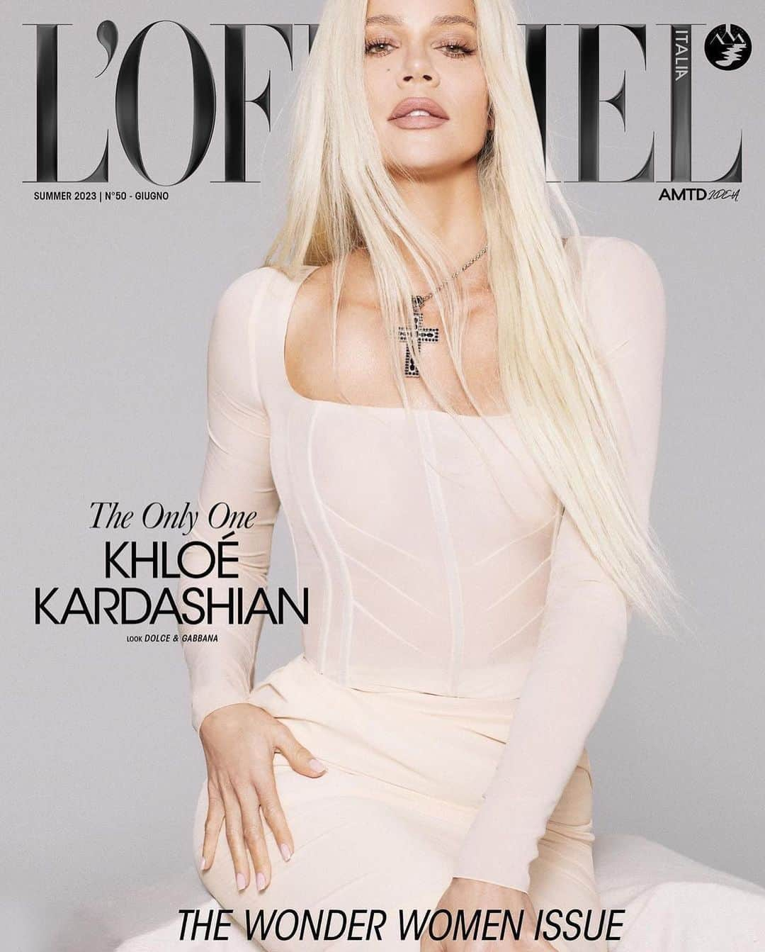 カーダシアン家のお騒がせセレブライフのインスタグラム：「@khloekardashian on the cover of #TheWonderWomenIssue of @lofficielitalia 🤍」