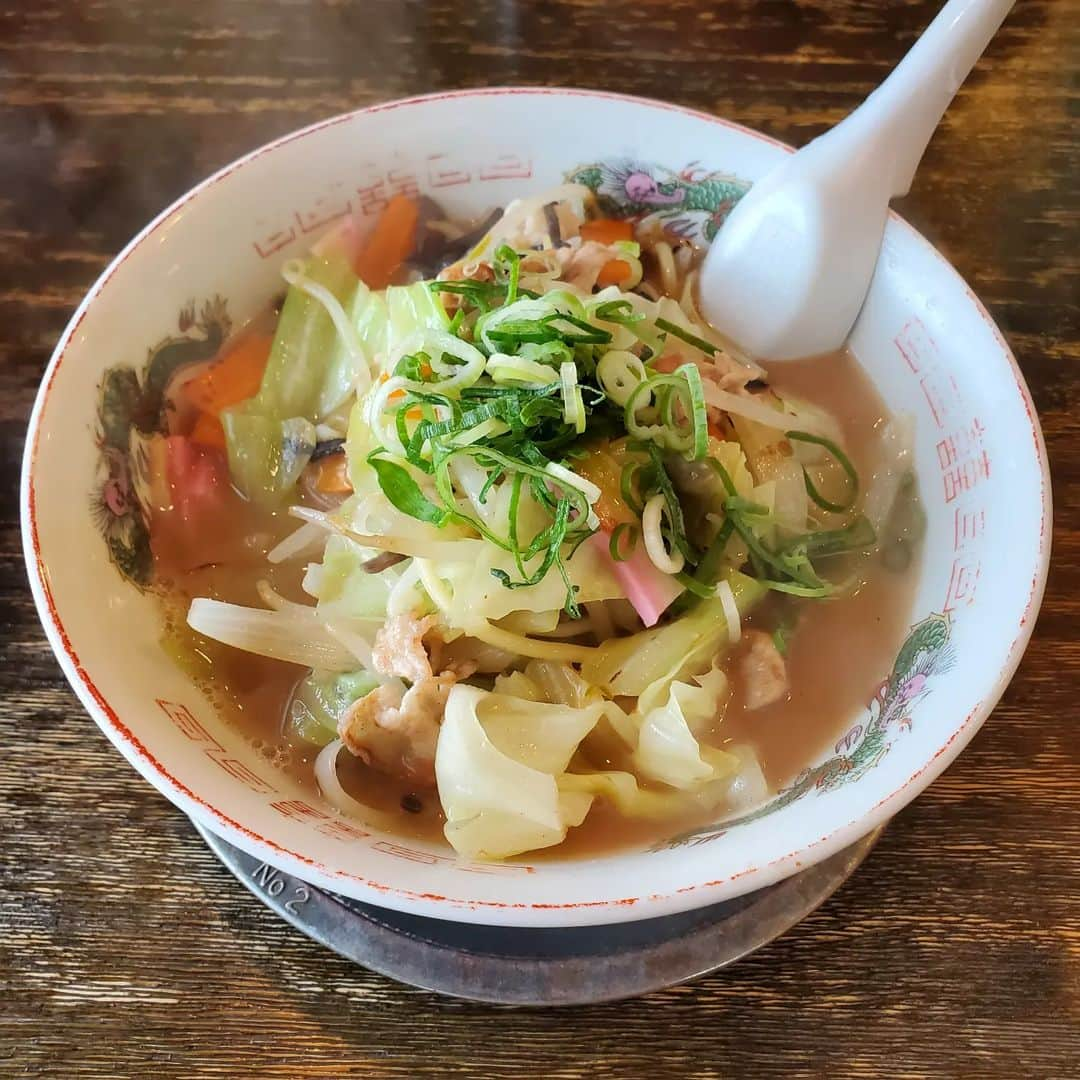 田畑竜介のインスタグラム：「今週の麺たち🍜  #麺 #ちゃんぽん #うどん #ラーメン  #パスタ #生パスタ  #冨ちゃんラーメン #こまどりうどん  #しばらく福重店 #パスタフレスカ英」