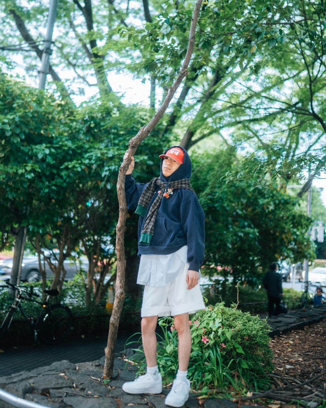 堂村璃羽のインスタグラム：「🌴🗡️👦」
