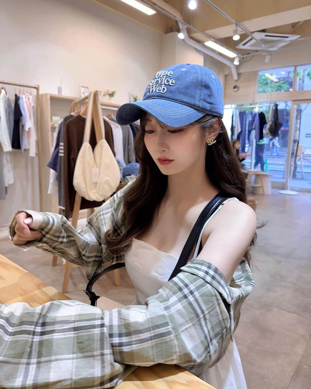 kieのインスタグラム：「MUSINSAくさいコーデお気に入り🫶🏻」