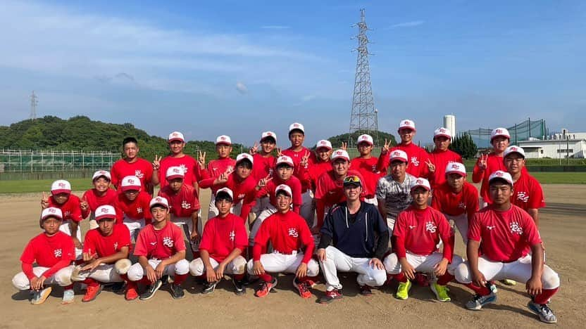 野澤佑斗さんのインスタグラム写真 - (野澤佑斗Instagram)「✨本日は野球DAY✨ 朝から晩までフルで 飯塚ボーイズの練習に参加させていただきました⚾️ そして最後には 中学生相手に3イニング 【表、裏】なので 計６イニング投げました⚾️ ありがとうございました！ 明日からの新人戦頑張ってください💪💪 ・ 野澤は疲労感半端ないです💦💦  #野澤佑斗 #ボクノザワ #ボクノザワのベースボールTV #https://www.youtube.com/@bokunozawa #筋トレ #training #筋トレ男子 #草野球 #ゴルフ #ゴルフ男子 #ローリングス #AirZ #エアーズ #野球教室 #ピッチング #個人指導 #団体指導 #飯塚ボーイズ #ボーイズリーグ」6月17日 22時43分 - yutonozawa1106