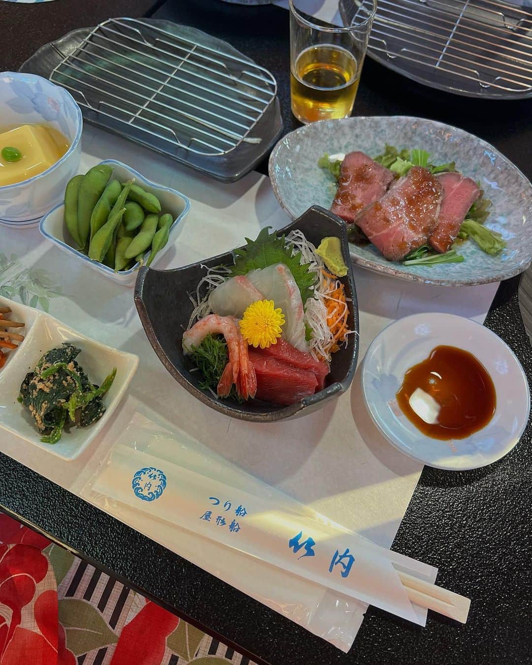 須田朱音さんのインスタグラム写真 - (須田朱音Instagram)「🌉  今年も屋形船 竹内さんにお世話になりました。 @yakatabunetakeuchi   MALIA.ちゃん @malia_xxx が帰ってくると、 お天気の神様も連れて来てくれるから 見事に、梅雨の晴れ間ですよ🌞  今年もマジックアワーがとっても綺麗でした🪄  #ANELATOKYO  #ANELA_7th #ANELAYUKATA」6月17日 17時42分 - akane_godo