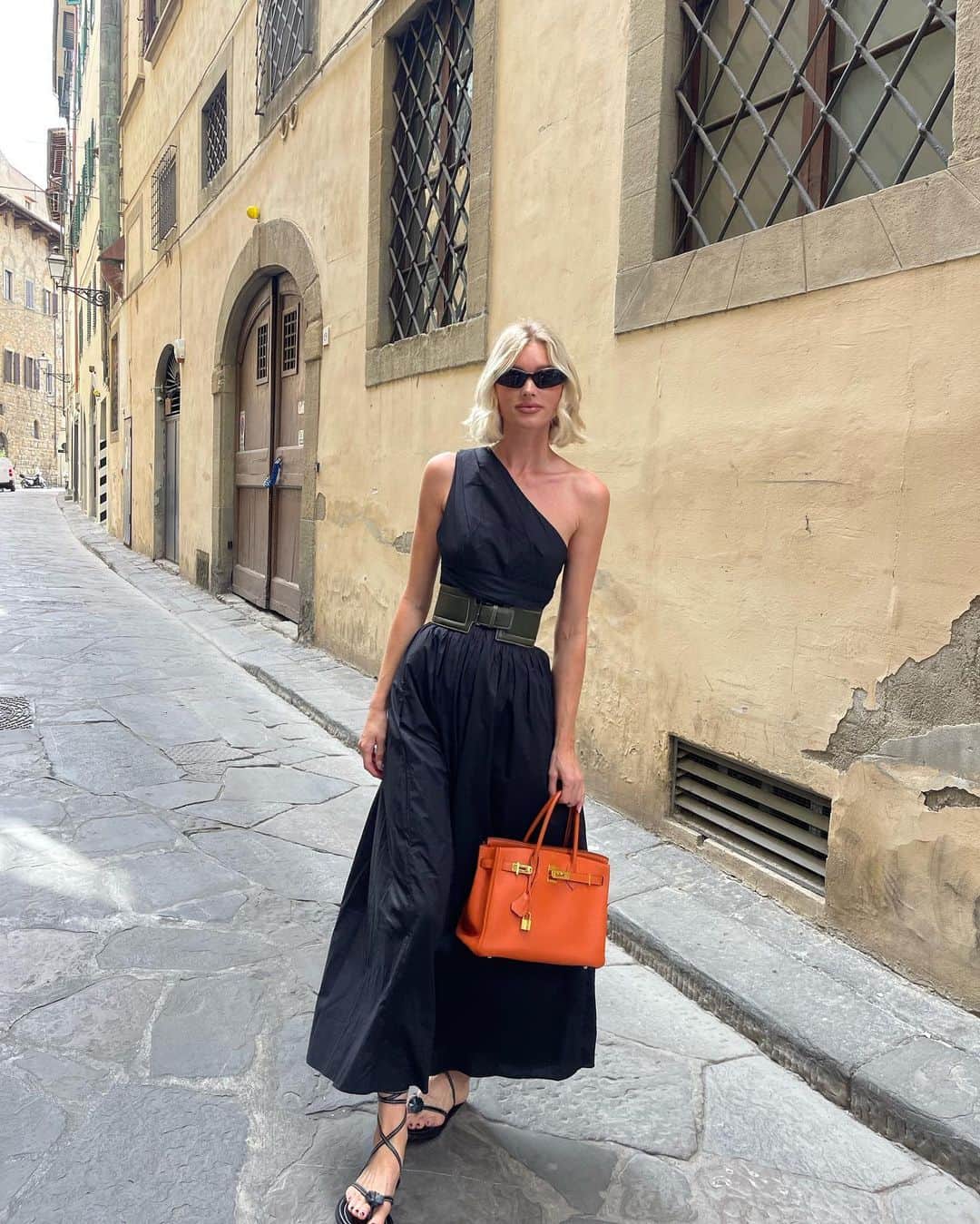 エルザ・ホスクさんのインスタグラム写真 - (エルザ・ホスクInstagram)「Random Travel album with Tuuli🦋💞💎✈️🍝」6月17日 17時35分 - hoskelsa