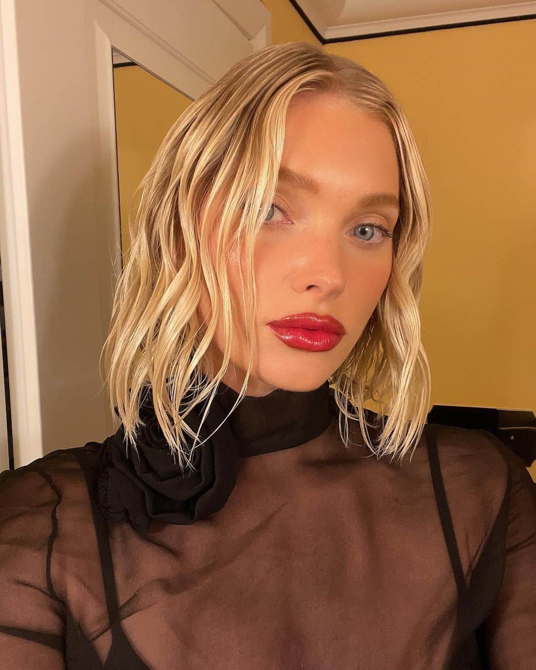 エルザ・ホスクさんのインスタグラム写真 - (エルザ・ホスクInstagram)「Random Travel album with Tuuli🦋💞💎✈️🍝」6月17日 17時35分 - hoskelsa