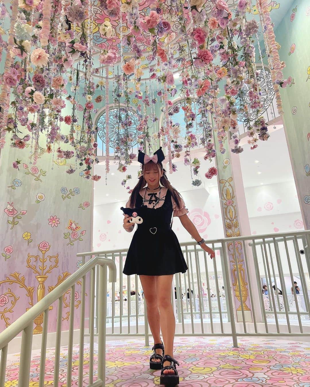 徳江かなさんのインスタグラム写真 - (徳江かなInstagram)「❤︎❤︎❤︎ . . . 6月 　27日 個人撮影会 7月 　6日 週刊実話さん発売 　15日 大阪撮影会 　16日 福岡撮影会 . . . #グラビアアイドル #グラドル #インスタグラビア #アイドル #gravureidol #gravure #idol #model #gravuremodel #beautiful #sexy #cute #泳装 #照片 #粉我 #我的最愛 #赞 #好吃#时装 #漂亮 #japanesegirl  #그라비아 #수영장 #섹시 #followｍe  #サンリオ #クロミ #mcm」6月17日 17時50分 - tokue_kana