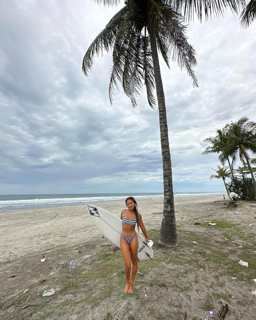 Lilliana Bowreyさんのインスタグラム写真 - (Lilliana BowreyInstagram)「I love this place and I love these people. Unfortunately didn’t go the best in the comp but always learning. I’ll be back next year and the next!! Terima Kasih Krui. ❤️」6月17日 17時49分 - lillianabowrey