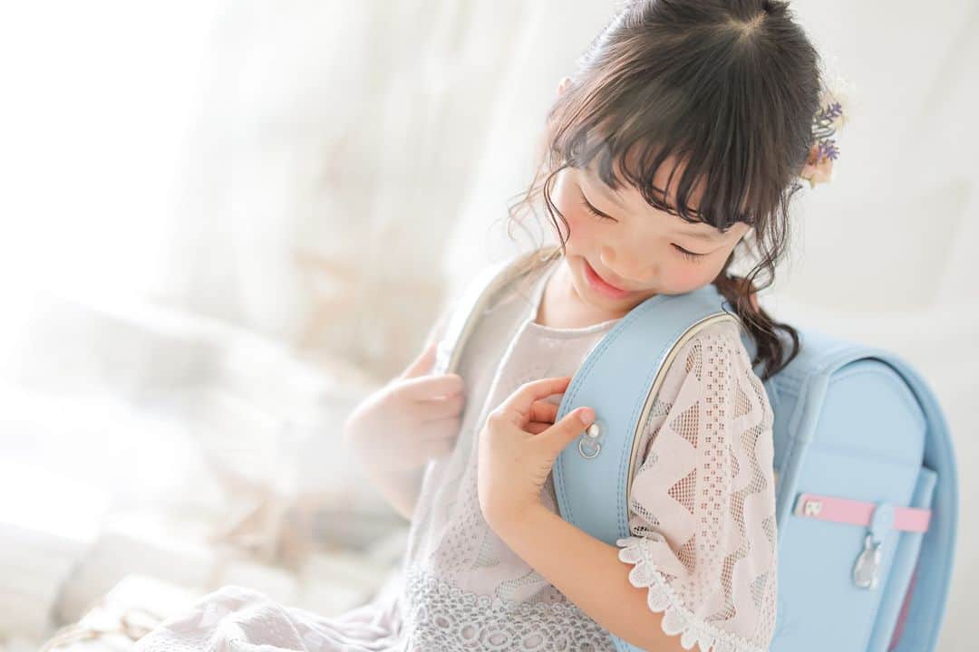 photo maison toctocのインスタグラム：「*customer's　photo* . . . 撮影店舗：photo maison toctoc 千種店  〒464-0014 愛知県名古屋市千種区御影町２丁目55-14 TEL:052-725-8852 . . ==ご予約について== ご予約は全てwebの ご予約フォームより承っております。 どうぞお気軽にご予約ください。 . . . **親子のためのフォトスタジオ** photo maison toctoc 千種店/日進東郷店/昭和店 . . . #フォトスタジオ　#photostudio #家族写真 #familyphoto⠀ #愛知ママ #名古屋ママ #三河ママ⠀#家族フォト #キッズコーデ #キッズヘアアレンジ #キッズヘア #ポートレート #七五三⠀#バースデーフォト #写真好きな人と繋がりたい #ig_kidsphoto #ig_oyabakabu #親バカ部 #ママリ #コドモノ #mamanoko #photomaisontoctoc #トックトック #フォトメゾントックトック #photomaiosntoctoc千種店 #photomaiosntoctoc昭和店　#photomaiosntoctoc日進東郷店」