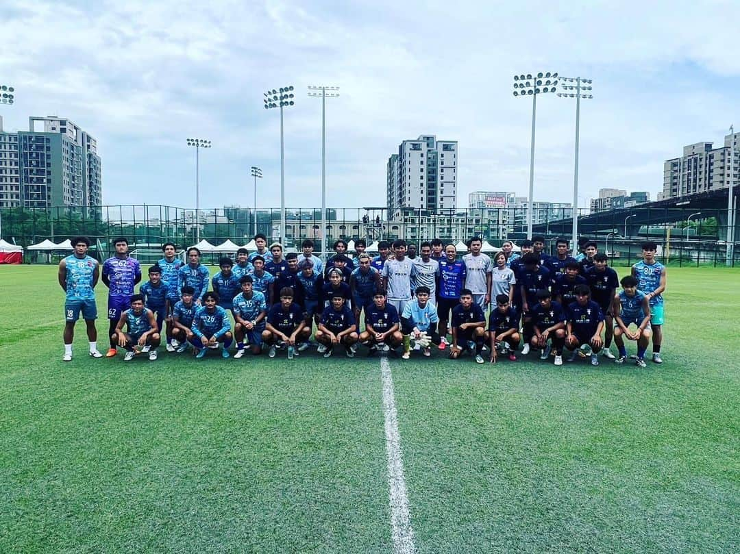 森本貴幸さんのインスタグラム写真 - (森本貴幸Instagram)「加油U-23台湾代表🇹🇼 #台湾 #taiwan #friendlymatch #amichevole #ビビアンスー」6月17日 18時05分 - morimototakayuki9