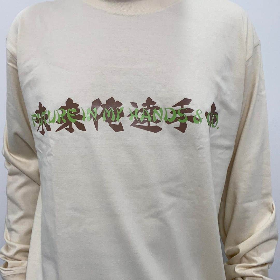 山崎裕太さんのインスタグラム写真 - (山崎裕太Instagram)「。 。 。 『未来俺等手中（future in my hands）』  long sleeve tee vintage natural dark brown」6月17日 18時30分 - yuta.yamazaki0308_official