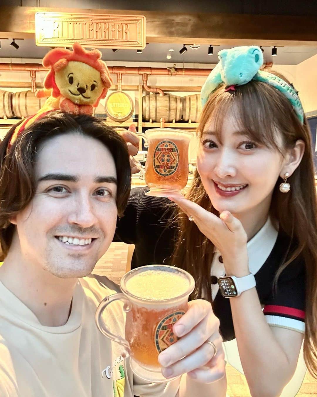 佐達ももこのインスタグラム：「Harry potter🧙🪄🧹  賢者の石の頃のハリーと 旦那の幼少期、まじ似てるの。笑  #Harrypotter#ハリーポッター#ハリポタツアー」