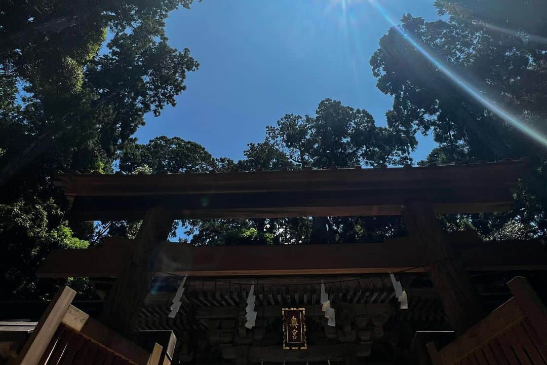 鳥越裕貴さんのインスタグラム写真 - (鳥越裕貴Instagram)「⛩️ #鹿島神宮 #息栖神社 #香取神宮  #東国三社 #茨城県 #千葉県  #神社 #神社巡り #御朱印  #一の宮 #御朱印帳 #紫陽花 #空気 #綺麗 #癒し  #隙あらば神社巡り #天気良し」6月17日 18時39分 - yuki_torigoe.cleftchin