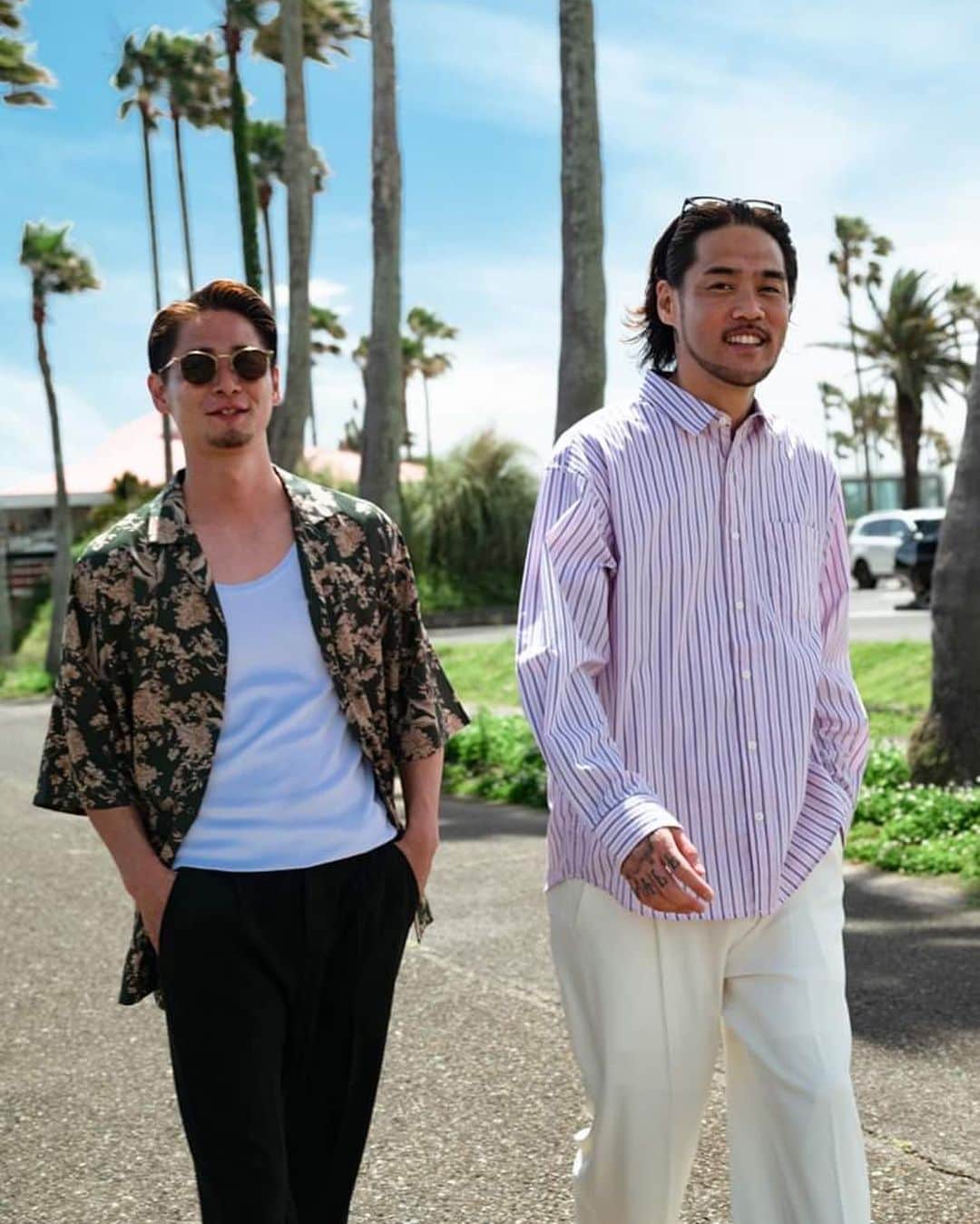 BITTER STORE OFFICIAL Instagramのインスタグラム：「. 夏を彩る柄シャツは今が買い🙏  コーデに気軽に取り入れやすいストライプからインパクト抜群の総柄シャツまでビターストアでは今年の夏も幅広く取り揃えています☺️🔥  ゆったりとしたスラックスでキレイめに合わせるもよし、ショートパンツで王道のサマースタイルも👏  公開中の特集ページでも使用しているので、まだ見ていない方はそちらもチェックしてください💁‍♂️  購入は写真をタップ！ 品番:care23-07  #bitter #bitterstore #mensfashion #mensstyle #メンズスタイル #メンズファッション #春コーデ #春スタイル #ライダース ジャケット #ライダースコーデ #シングルライダース #大人コーデ #大人ファッション #イタリアンファッション #モテコーデ #デートコーデ」