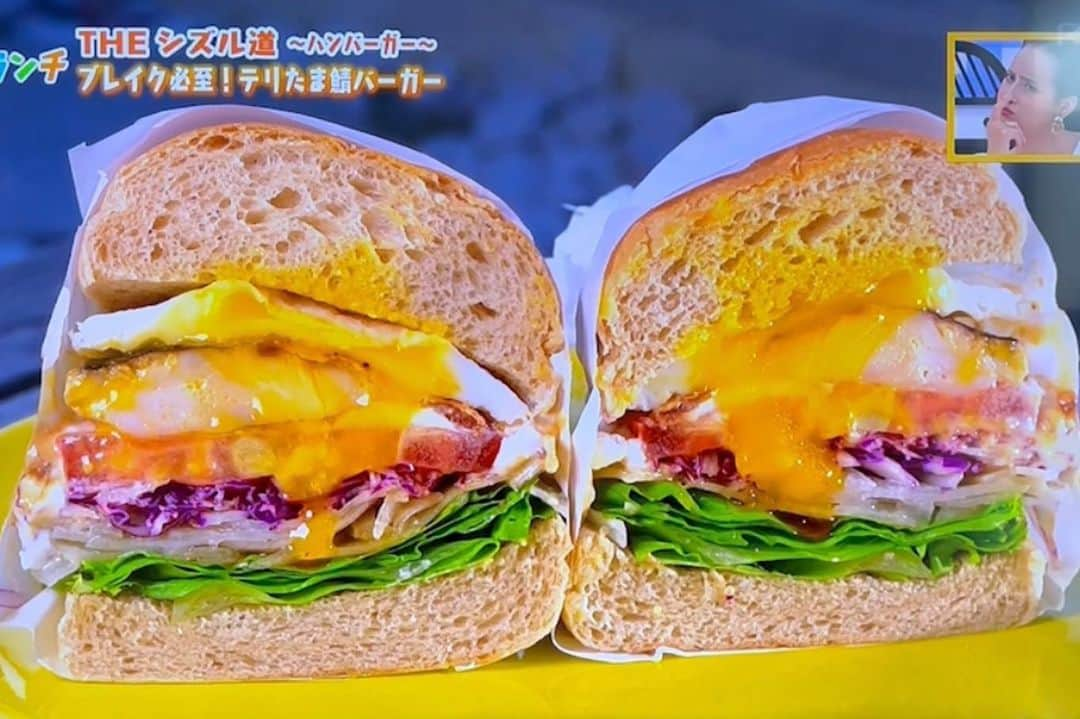 Yuri Sakuraiさんのインスタグラム写真 - (Yuri SakuraiInstagram)「鯖バーガー🍔 沖縄の人気番組 #Aランチ で鯖バーガーを 取り上げて頂きました！ @mkcafe_okinawa   放送終了後、早速食べに来て下さる方も居たみたい🥹  ○魚臭さがなくジューシーで骨を全てとってある、 鯖のこだわり、  ○フードコーディネーター、栄養士が栄養面、  健康面も考えたオリジナルレシピの 自家製ヘルシーソース  ○鯖との相性とヘルシーさを考えたオリジナル玄米粉パン  ひとつのバーガーにも沢山のこだわりが詰まった 鯖バーガーを約10分に渡ってまとめて頂きました！  他では味わえない、鯖バーガー、 たくさんの方に食べていただけますように☻  ～MK CAFEメディア出演～  ○ RBC琉球放送  ・Aランチ  ○日本テレビ ・Zip ・必殺!!上島新選組  ○TBSテレビ  ・ビビット  ○フジテレビ ・ノンストップ   ○テレビ東京 ・モヤモヤさまーず2 ・よじごじDays  ○NHK BSプレミアム ・おかわりにっぽん  ○千葉テレビ ・波田陽区の応援美女子 ・ザブングルのドリームセブン  ○静岡第一テレビ ・まるごと  ○スカパー ・DHCシアター昼休みエクストリーム  #mkcafe#Aランチ#RBC#ウミカジテラス#瀬長島#鯖バーガー#鯖#ハンバーガー#沖縄ハンバーガー#沖縄グルメ#豊見城#豊見城ランチ#沖縄旅行#沖縄南部#沖縄南部カフェ#沖縄カフェ#海の見えるカフェ#沖縄移住#玄米粉パン#okinawa#okinawatrip #okinawacafe #okinawafood #okinawalife #saba#sababurger#hamburger#okinawalunch」6月17日 19時32分 - yuri_sakuraiii