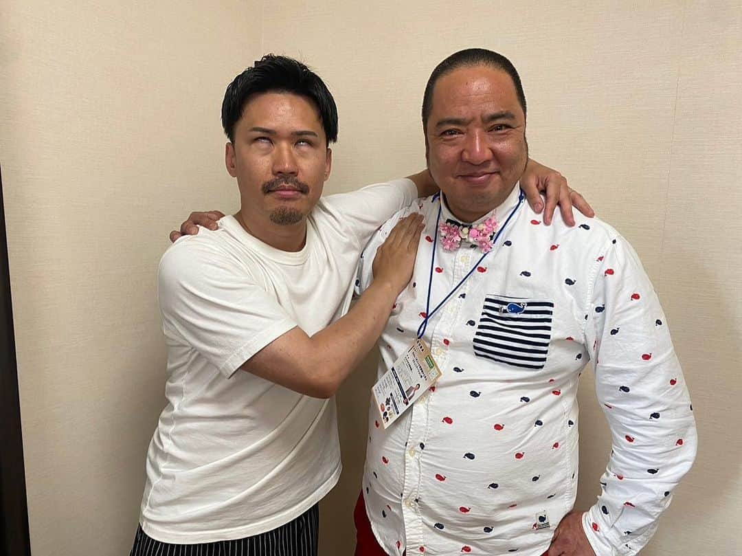 どさけんさんのインスタグラム写真 - (どさけんInstagram)「今日は周南市でYEGの山口県総会でした！色々な人と知り合えたし懐かしい挨拶もたくさん！  めちゃくちゃ楽しかった！  同期のピスタチオ伊地知が講演に来てくれました！  吉本興業を使ってくださりありがとうございます！」6月17日 19時53分 - dosaken101