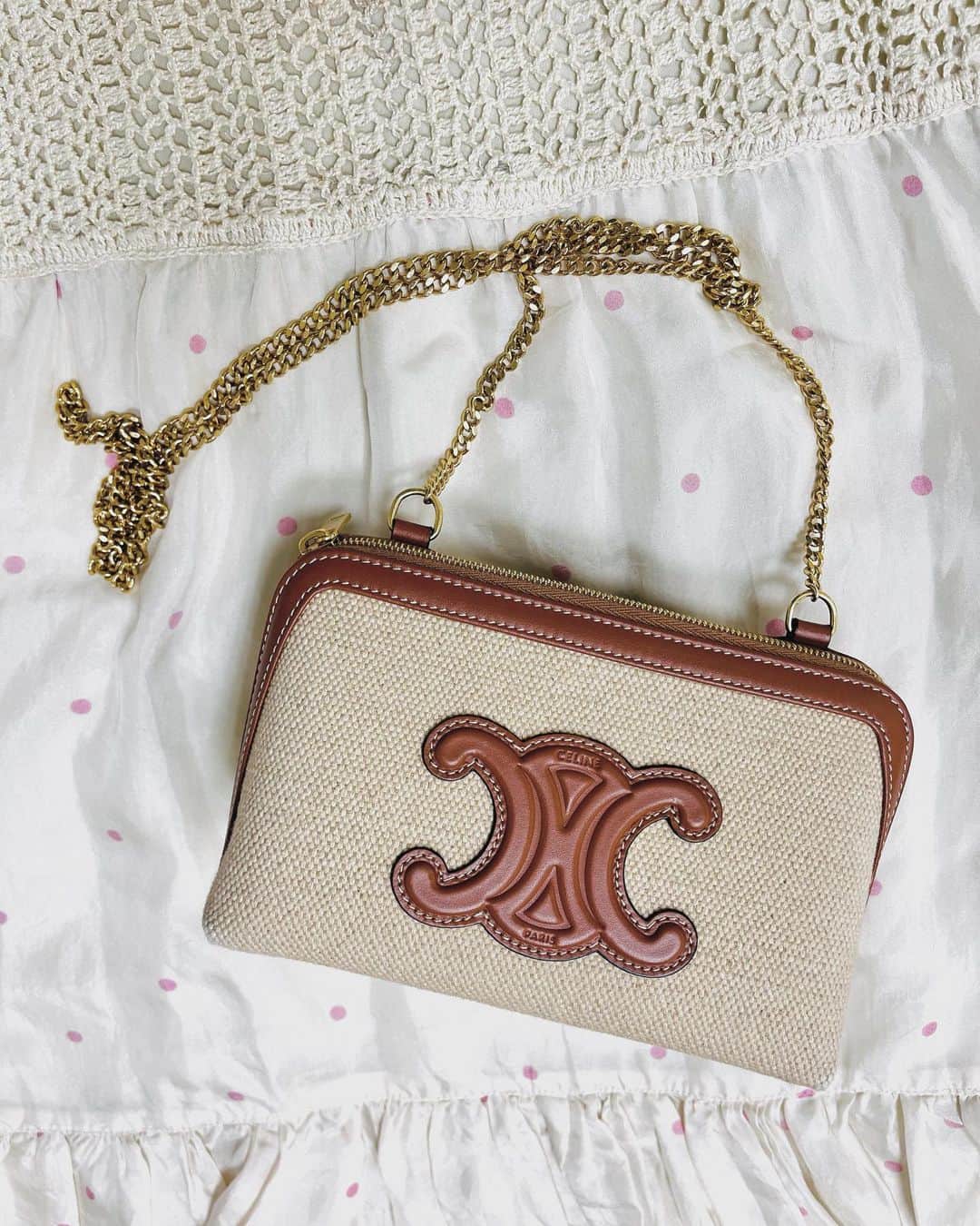 千秋さんのインスタグラム写真 - (千秋Instagram)「冬に買ったバッグだけどこの時期ぴったり #celine」6月17日 19時53分 - chiaki77777