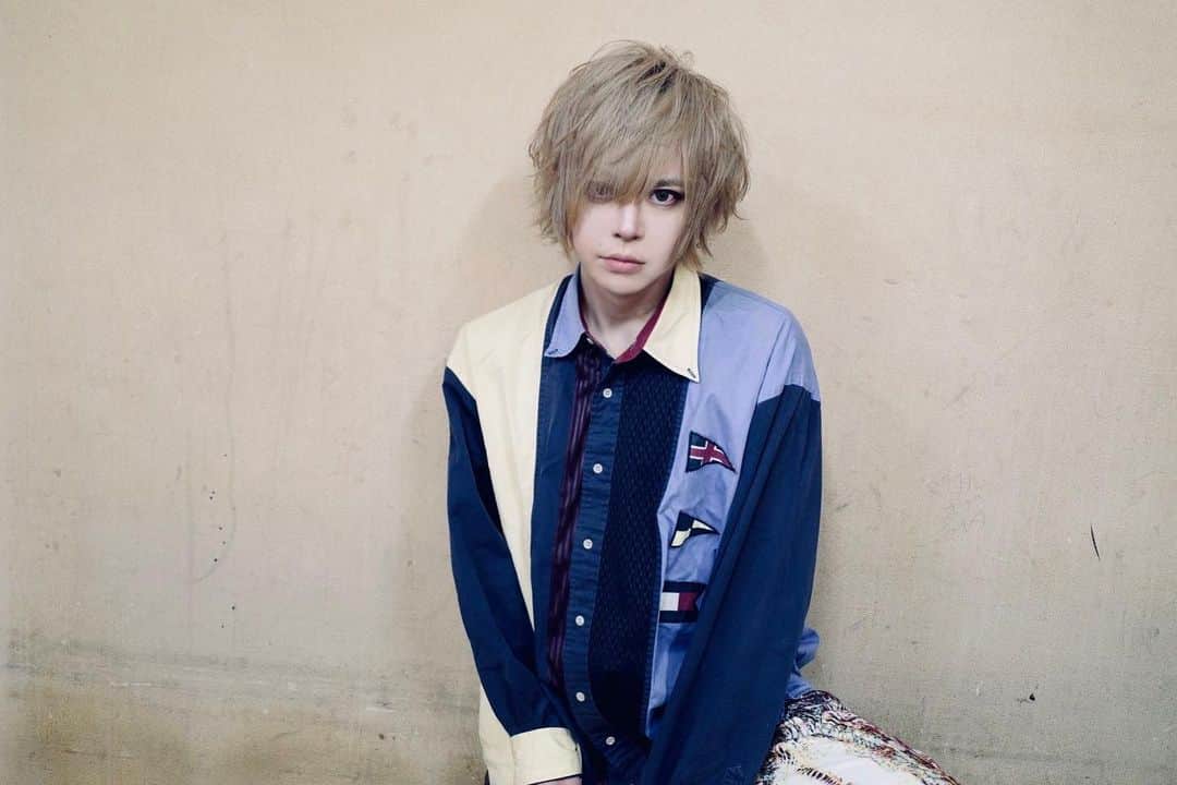 のインスタグラム：「Everything Inside Me is Changing  水戸ありがとう。 #buglug #iconツアー #茨城」