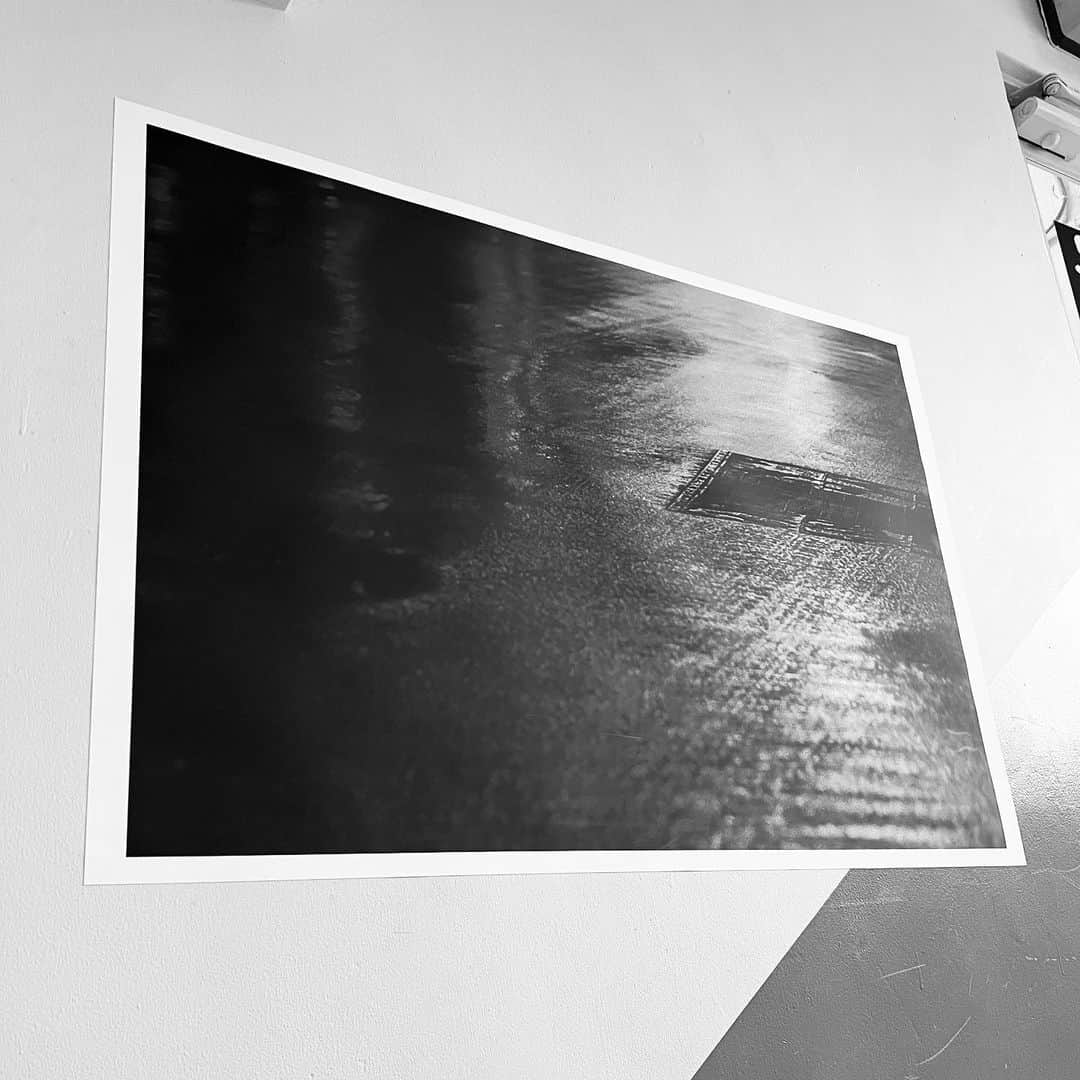 kouhei_ohkitaさんのインスタグラム写真 - (kouhei_ohkitaInstagram)「VAINL ARCHIVEの展示会初日が無事終わりました。来ていただきました皆様、ありがとうございます！ 写真は小浪くん。 もう10年は撮ってもらってます。 明日も11時から18時になります！関係者の皆様お待ちしております。」6月17日 20時21分 - kouhei_ohkita