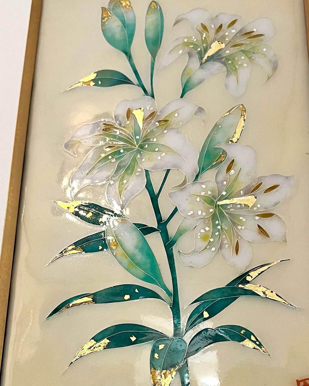 田村有紀さんのインスタグラム写真 - (田村有紀Instagram)「[New Art Works. 8]  lily. Lovely design with flickering gold leaf.   #lily  #flowerpower」6月17日 20時36分 - tamurayuuki_