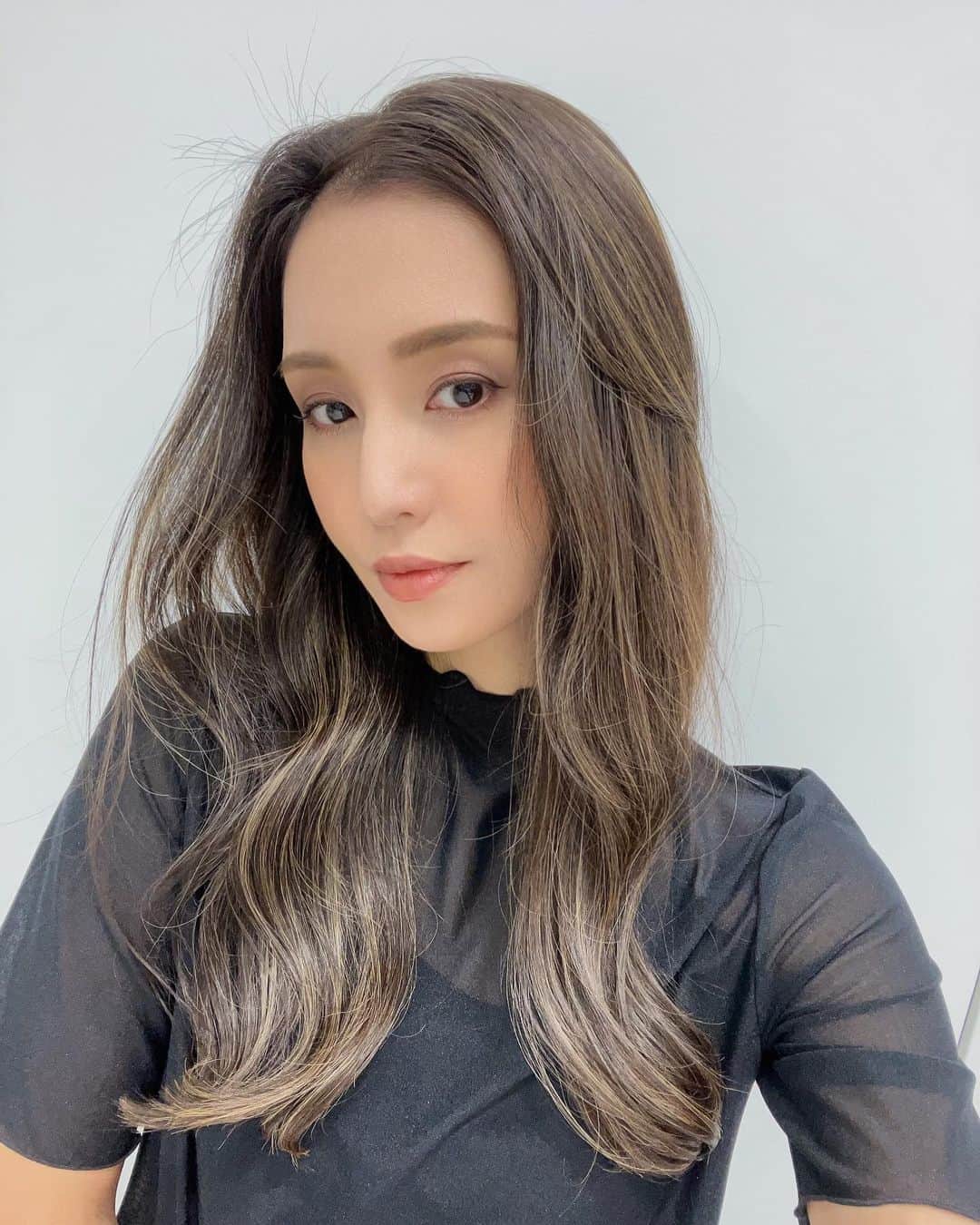 西原有紀のインスタグラム：「ℕ𝕖𝕨 𝕙𝕒𝕚𝕣 𝕔𝕠𝕝𝕠𝕣🜸」