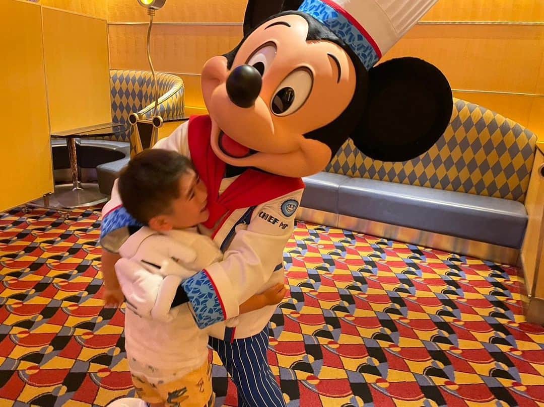 谷口大智のインスタグラム：「🐭🏰  子供達の笑顔が最高でした😌  #dtのオフ」