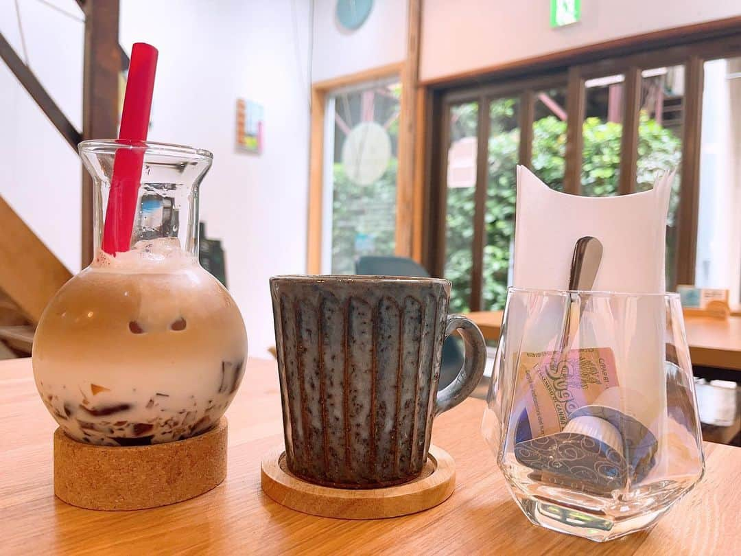 志村玲那さんのインスタグラム写真 - (志村玲那Instagram)「#オシャレカフェ #行ってきた〜 @nomark.cafe   #清澄白河カフェめぐり #清澄白河カフェ激戦区  #その中でも #本格派カフェ #午前中がオススメ  #レアなコーヒー豆 #コーヒーゼリー #オリジナルゼリー #ゼリーオーレ  #コォヒチョクラート  #めっちゃ美味しかった  #nomarkcafe #ノーマークカフェ  #清澄白河カフェ #清澄白河さんぽ  #コーヒー　#cofe   #オシャレカフェめぐり  #取材協力」6月17日 20時54分 - rena_shimura