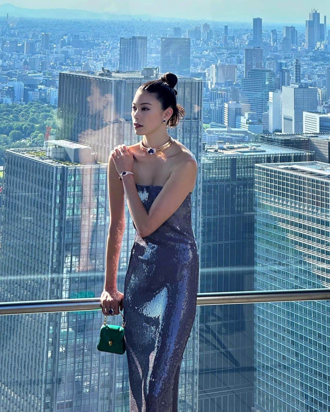 森星さんのインスタグラム写真 - (森星Instagram)「#BulgariMediterranea collection in Tokyo.  Thank you @bulgari for sharing this moment! Beautiful high jewerly art pieces by @lucia_silvestri 🤍」6月17日 20時48分 - hikari