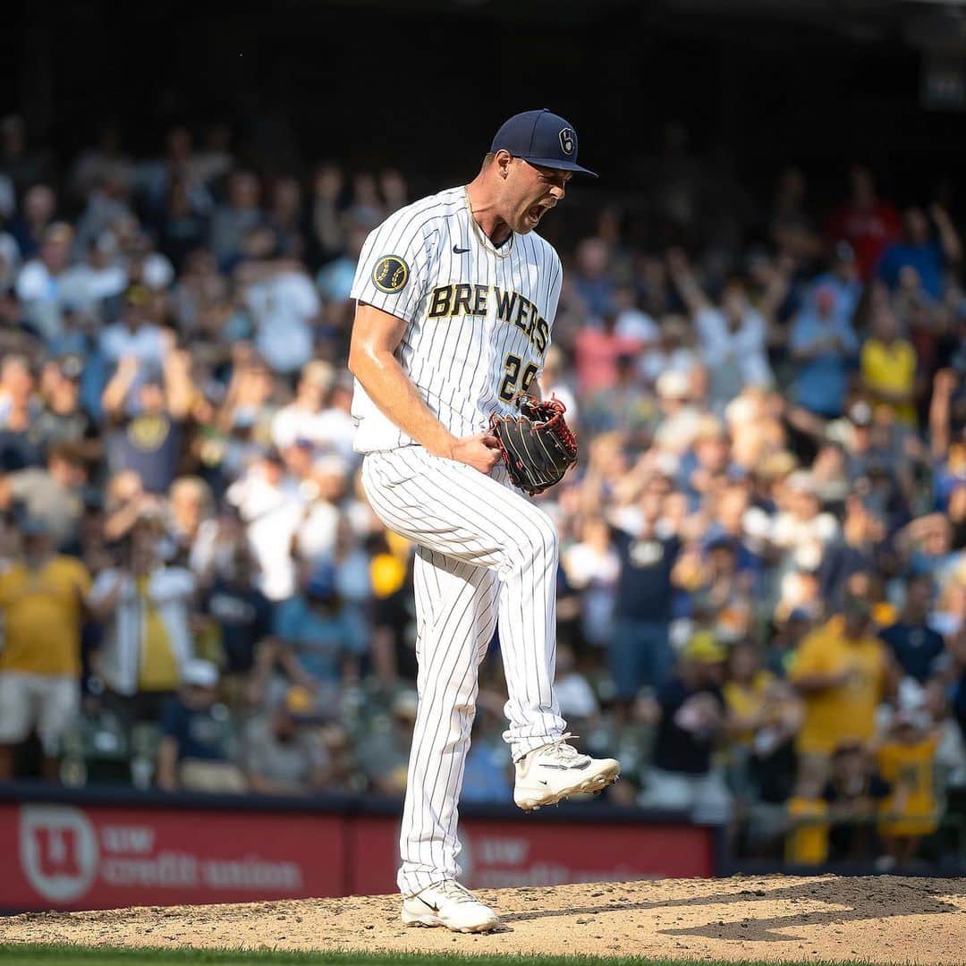 ミルウォーキー・ブルワーズさんのインスタグラム写真 (ミルウォーキー・ブルワーズInstagram)「Series secured! 