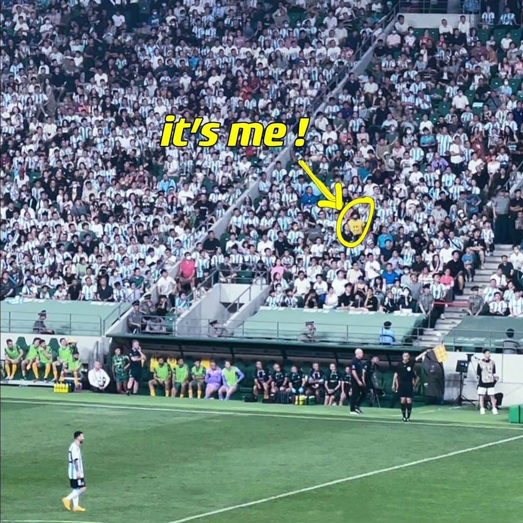 プリンス・マックさんのインスタグラム写真 - (プリンス・マックInstagram)「Best photo of me and Messi @leomessi the only one in yellow hahaha #socceroos #australia #messi」6月17日 22時53分 - henry_princemak