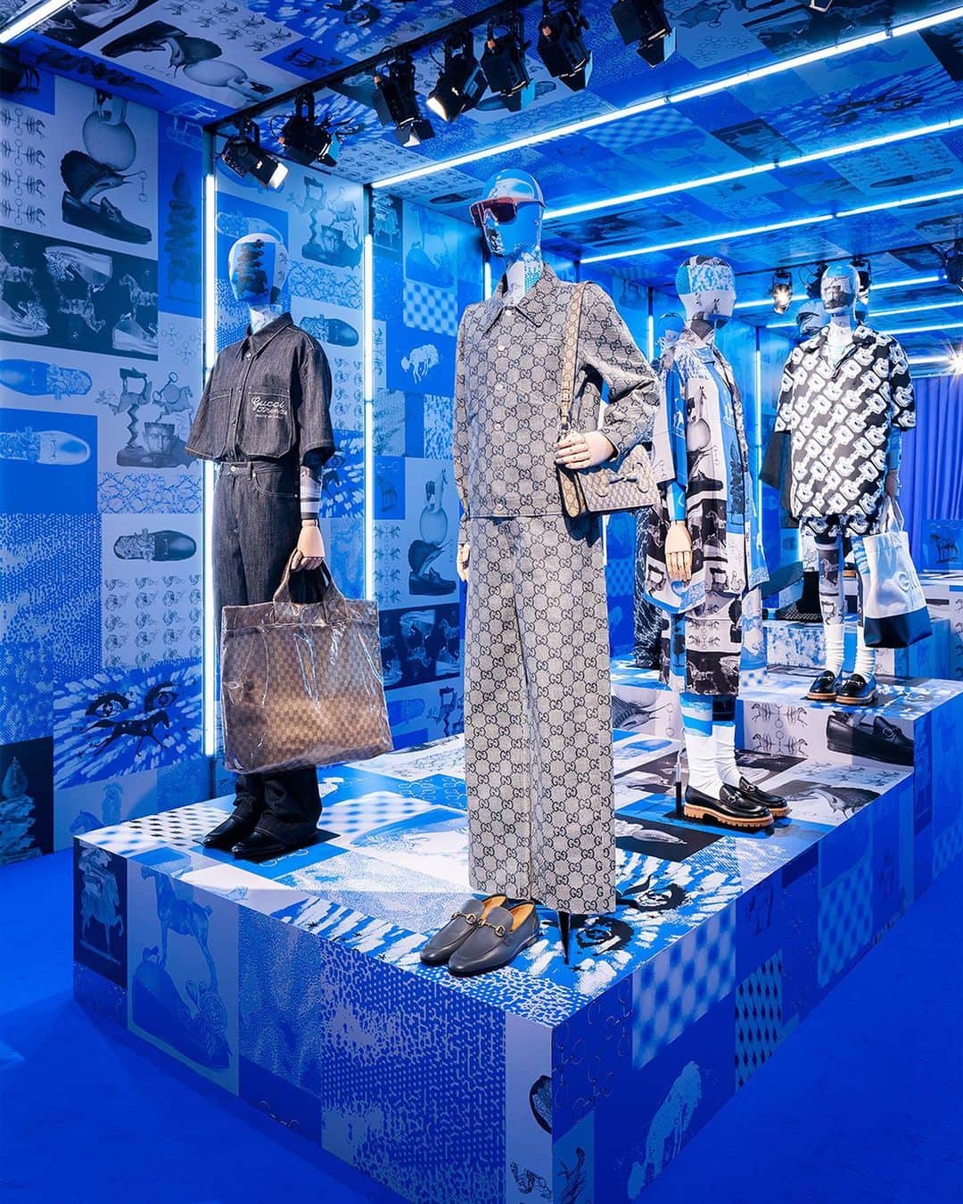 グッチのインスタグラム：「The new Spring Summer 2024 men’s collection debuts within the House’s temporary exhibition against a backdrop of an equestrian-inspired collage created by image-maker Ed Davis, which also appears as a print on one of the looks. The collection re-contextualizes emblems like the GG monogram and the Horsebit, as seen on a new version of the Horsebit 1955 handbag and a rubber-soled take on the iconic loafer.   Spazio Maiocchi, Milan, June 17-18 from 10 a.m. to 6 p.m.   Discover more at link in bio.   #GucciSS24 #GucciHorsebit #EdDavis #MFW」