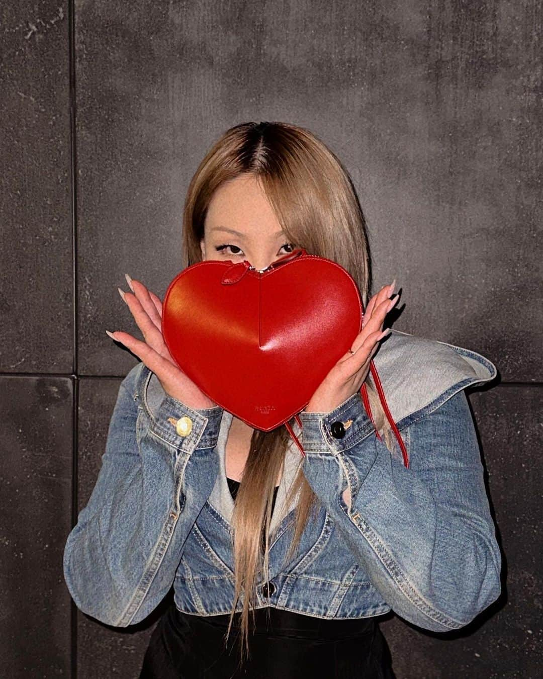 CL のインスタグラム