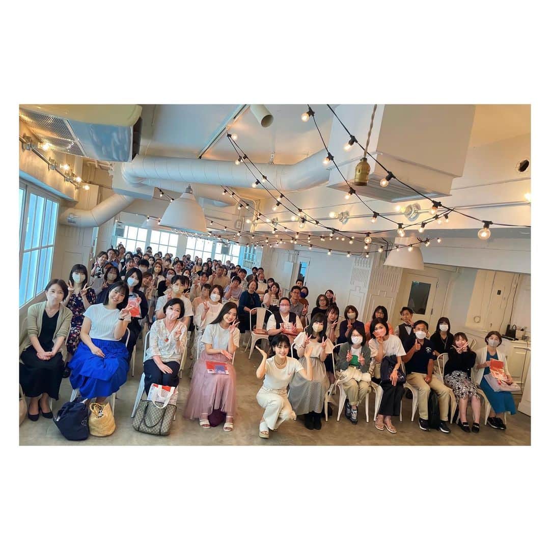 昆夏美のインスタグラム：「. Kontactファンクラブイベント 「こんとこんぶの会」2023 なつ お越しくださった皆様 ありがとうございました！ . 皆様に楽しい時間だったと 思っていただけていたらいいなぁ。 楽しかったなぁ。 会えるって嬉しいなぁ。 ぜひまたお会いしましょうね☺︎ . . . . インスタに載せます！と言った 皆さんと撮った写真だけど、 アップするとなぜか画質悪くなっちゃう！ なぜ！」