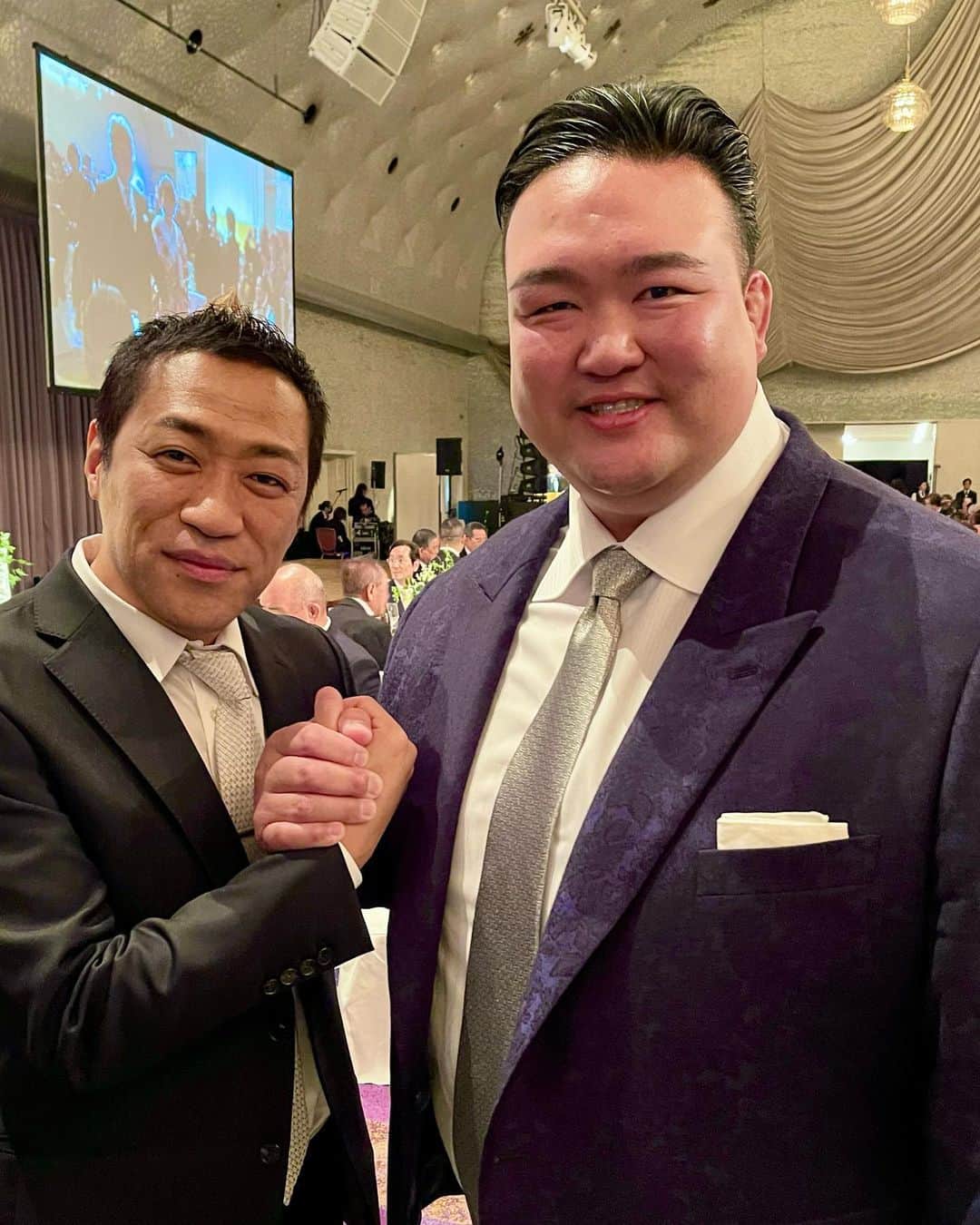 はなわさんのインスタグラム写真 - (はなわInstagram)「今日は大相撲の高安関と演歌歌手の杜このみさんの結婚披露宴へ参列させて頂きまし ...
