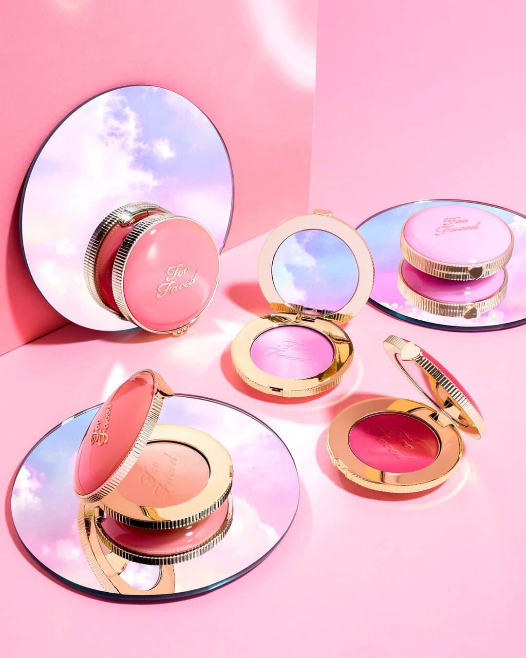 Too Facedのインスタグラム：「We're Blushhhhing 🥰💖 Give your cheecks a cloud-like kiss of color with our 6 stunning shades of Cloud Crush Blushes! Shop now from @ultabeauty ☁️ #toofaced #tfcrueltyfree」
