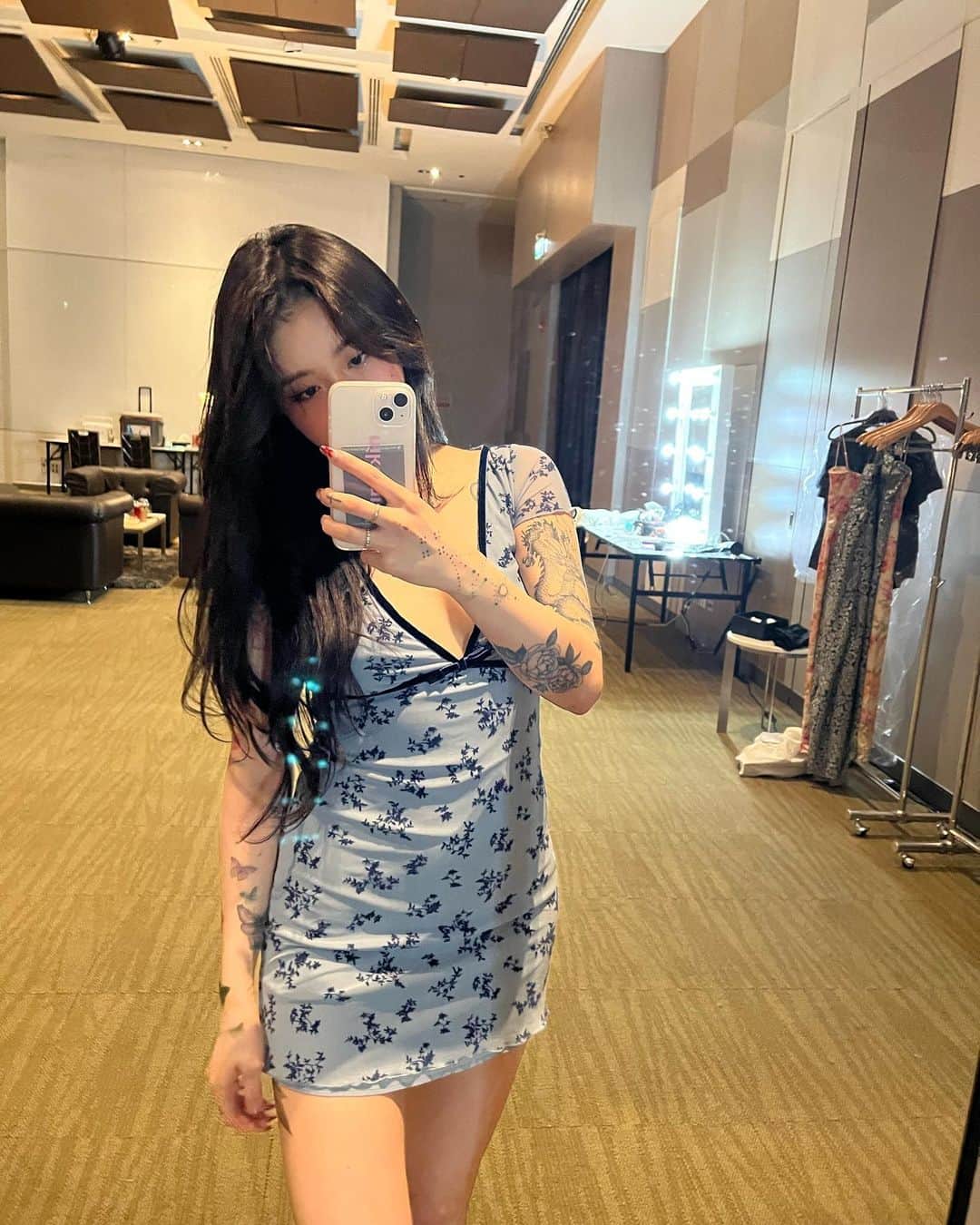 イェリンのインスタグラム：「Thank you and   ขอบคุณสำหรับแฟน ๆ ที่มาหาที่คอนเสิร์ตในกรุงเทพฯวันนี้นะคะ เยรินต้องขอโทษด้วยที่สุขภาพของเยรินมันไม่ได้ดีมากในวันนี้ เลยเล่นได้ไม่เต็มที่ ขอโทษอีกครั้งนะคะ รอบหน้าหากมีโอกาส อยากจะดูแลสุขภาพให้ดี เพื่อกลับมาเล่นคอนเสิร์ตที่สนุกมากๆอีกครั้งนะคะ ขอบคุณแฟนๆทุกคนเสมอมาเลยค่ะ   I was in panic so bad during the show and so sorry If I let you down, my loves. hope I could come back soon. so sorry」