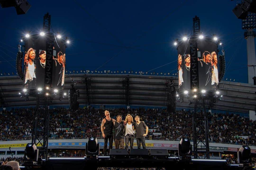 メタリカさんのインスタグラム写真 - (メタリカInstagram)「#M72Gothenburg Night 1 through the lens of @photosbyjeffyeager… 🇸🇪   #Metallica #M72 #MetOnTour」6月18日 4時00分 - metallica