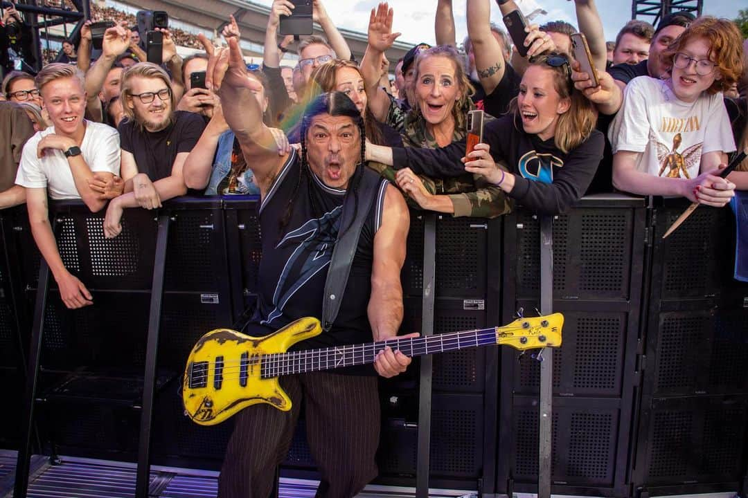 メタリカさんのインスタグラム写真 - (メタリカInstagram)「#M72Gothenburg Night 1 through the lens of @photosbyjeffyeager… 🇸🇪   #Metallica #M72 #MetOnTour」6月18日 4時00分 - metallica