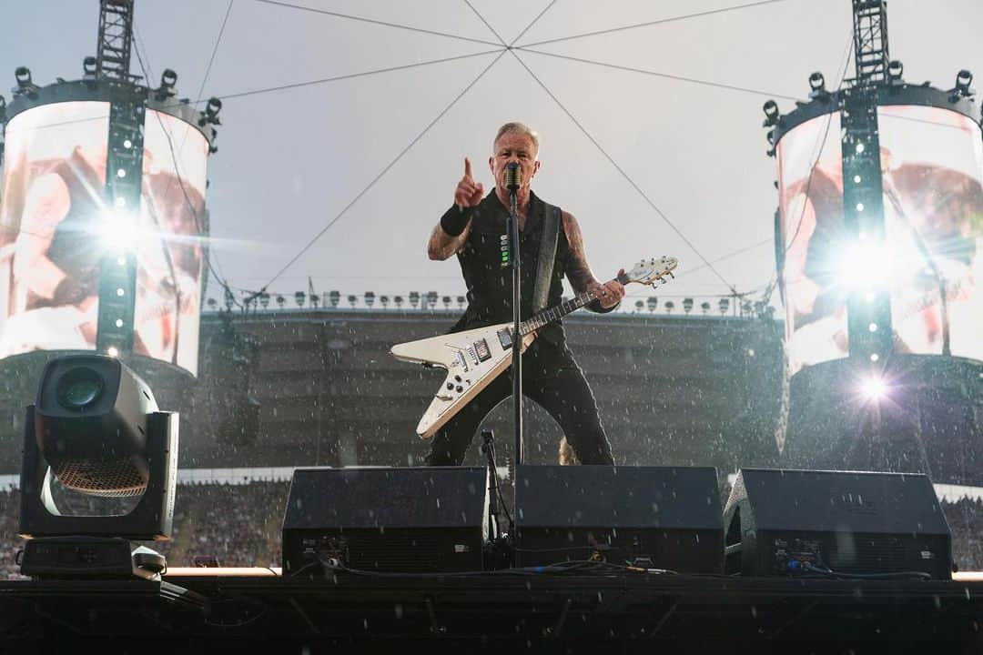 メタリカさんのインスタグラム写真 - (メタリカInstagram)「#M72Gothenburg Night 1 through the lens of @brettmurrayphotography… 🇸🇪   #Metallica #M72 #MetOnTour」6月18日 1時58分 - metallica