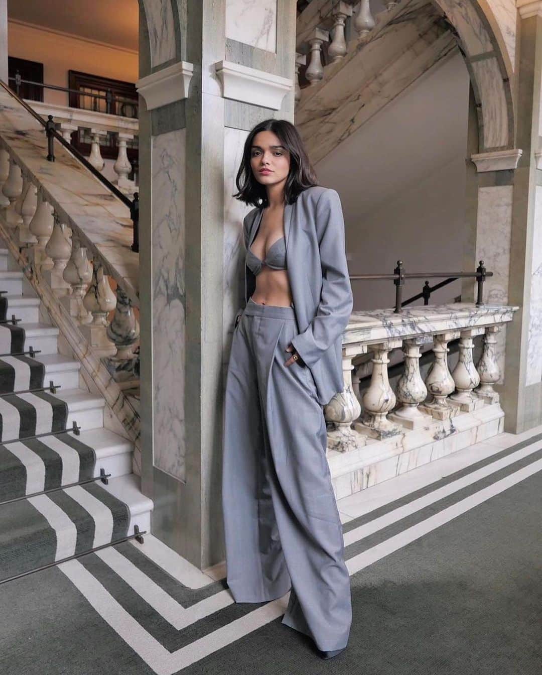 Fred Segalのインスタグラム：「Can we get some commotion for #rachelzegler in @stagnistudio? 🤍」