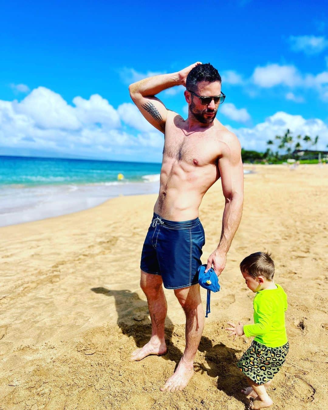 ブラント・ドーハティのインスタグラム：「Miss you little guy. See you in just a few more days.」