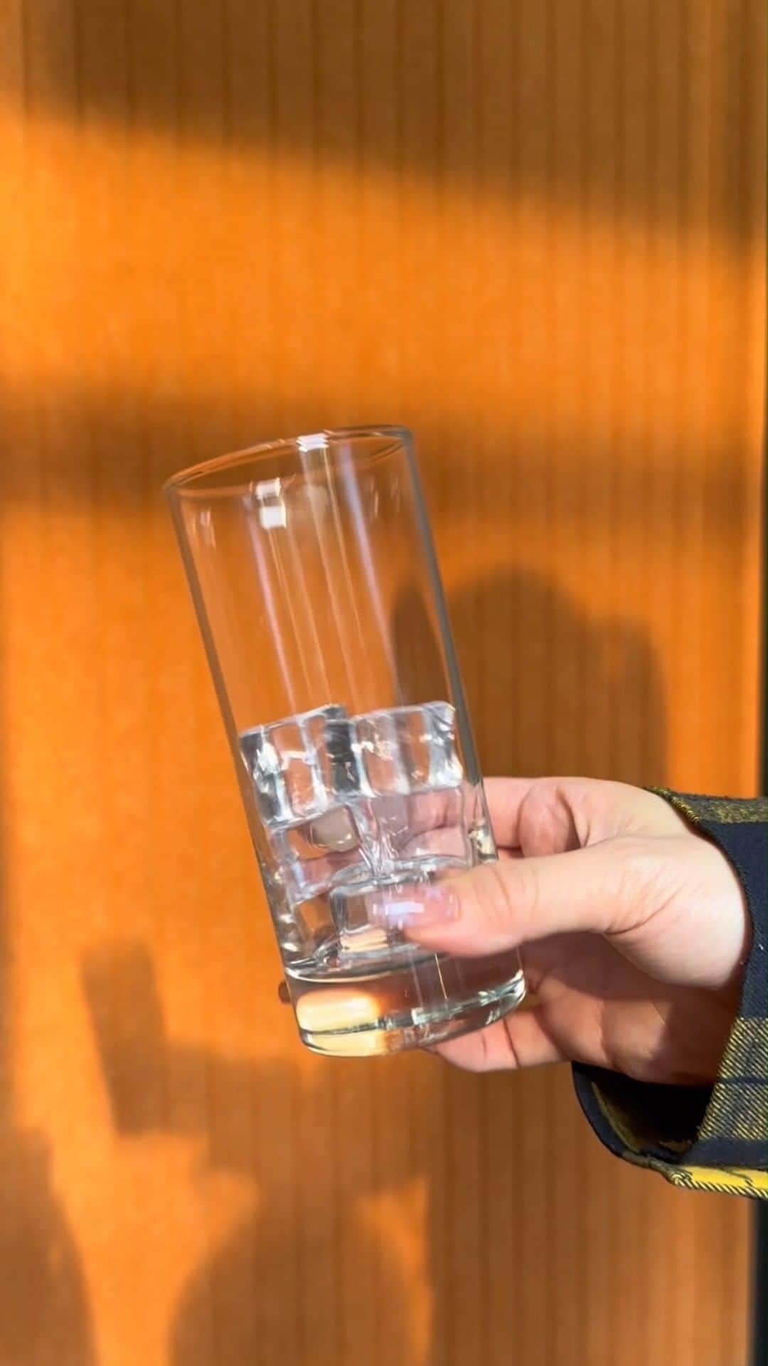 SHEINのインスタグラム：「Say goodbye to bulky coolers and hello to refreshingly compact convenience with our water dispenser! 💧  🔎15990354  #SHEIN #SHEINforAll #SHEINstyle #fashion #chic #saveinstyle」