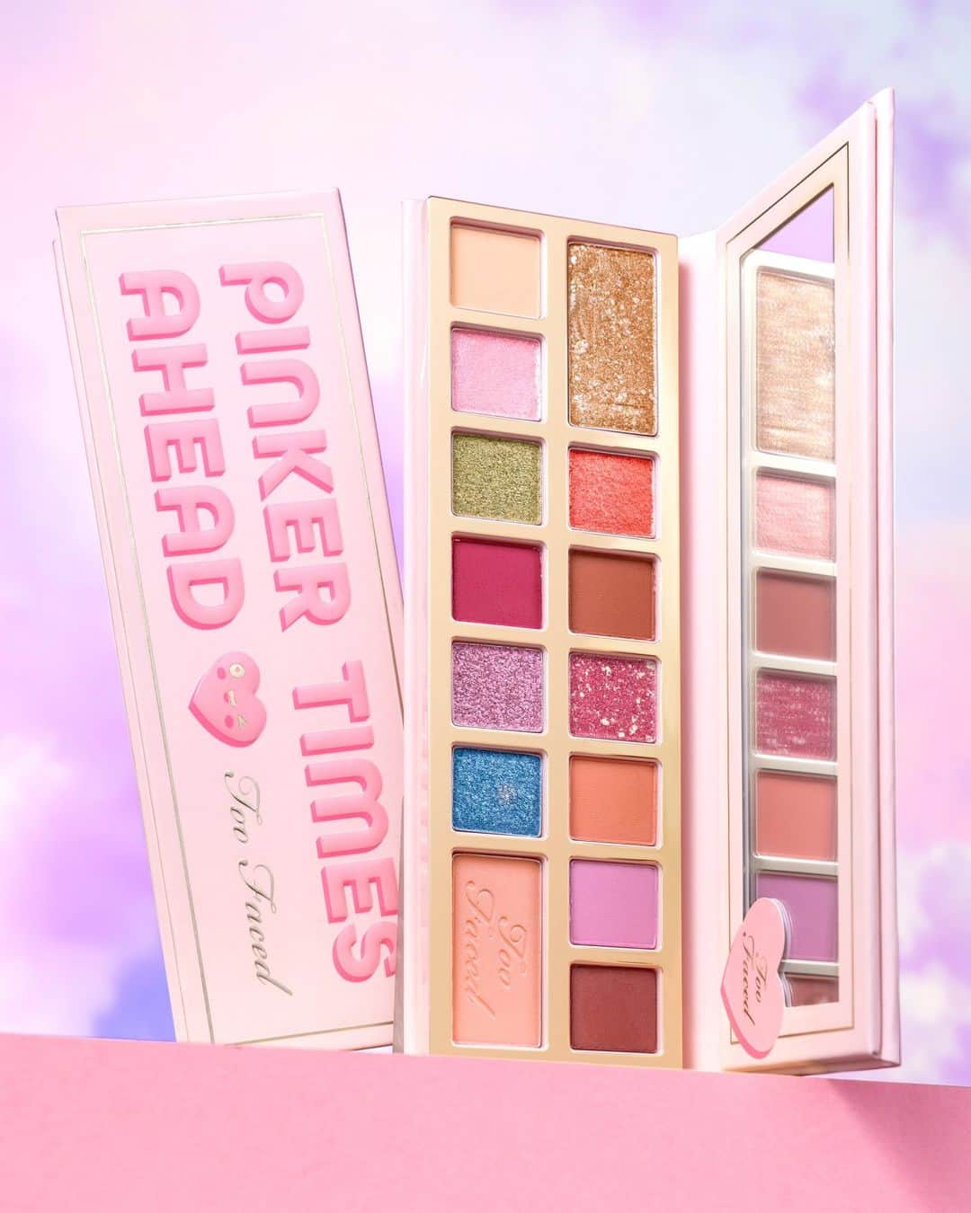 Too Facedのインスタグラム：「Pop the bubbly, we're celebrating Pinker Times Ahead! 🍾💖 Our Pinker Times Ahead Eye Shadow Palette features 14 highly pigmented shades that smell just like a Cotton Candy Sunset! ☁️✨ #toofaced #tfcrueltyfree」
