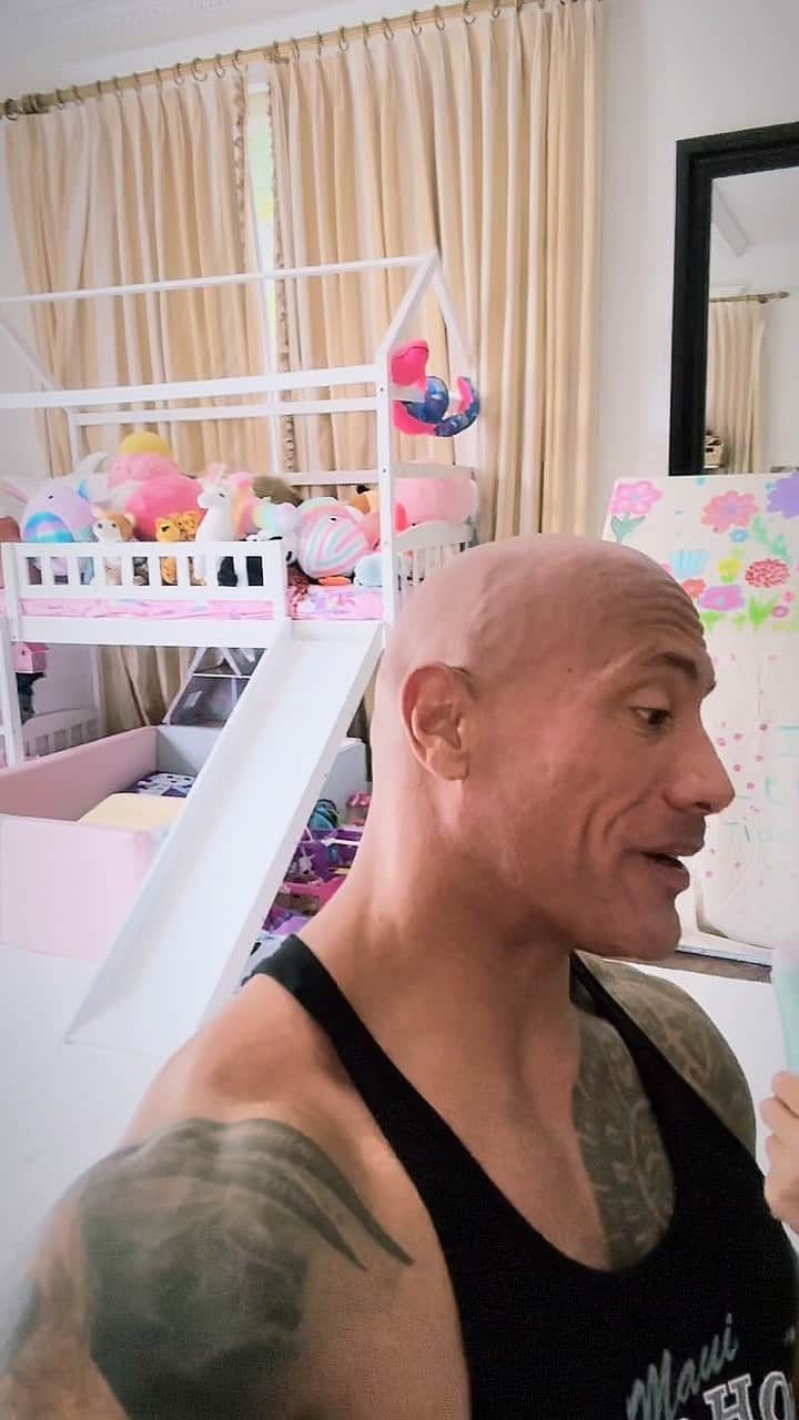 ドウェイン・ジョンソンのインスタグラム：「Daddy the patient: “Doc, is that the rectal thermometer?   Doctor Tia: “Hmm mmm”   I know one day years from now, play dates with Daddy won’t be cool anymore so I’ll take every minute I can… rectal thermometers and all 😂🙋🏽‍♂️🤦🏽‍♂️   Every man wants a son, but every man needs a daughter.   #ProudGirlDadOfThree 🌺 💪🏾 #HappyFathersDay 🩵」