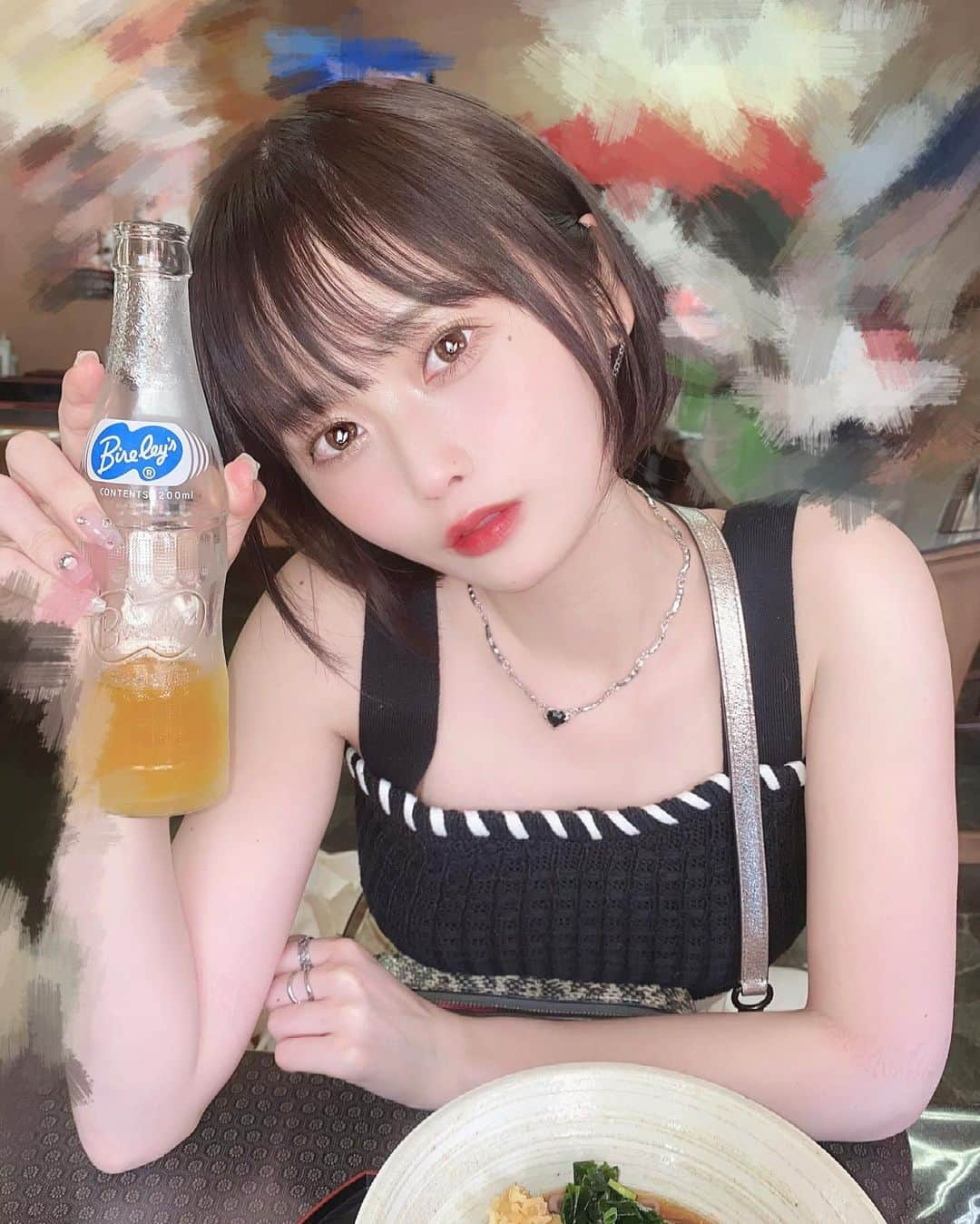 白瀬あかりのインスタグラム：「オレンジジュースだいすきっ🍊」