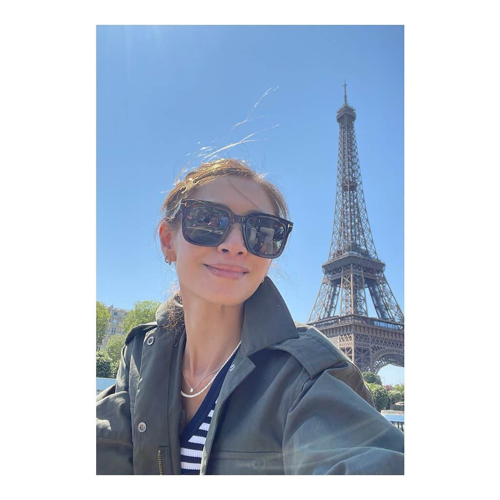 稲沢朋子さんのインスタグラム写真 - (稲沢朋子Instagram)「🇫🇷Paris旅行記 しばらく続くと思います 投稿にお付き合い頂けたら嬉しい☺️ 皆さんのこれから考える旅行プラン！リストに入れてもらえるかも⁈😆  2度目のParis🇫🇷 行ってみたかった場所や再び巡りたいと思った所へ✨ 今回セーヌ川クルーズも楽しむことができました 最高の気候☀️ 夜22時まで明るいなんて🔆  #Paris #emilyinparis #巡り  #アイテムタップしてね」6月18日 16時29分 - ina_tomo