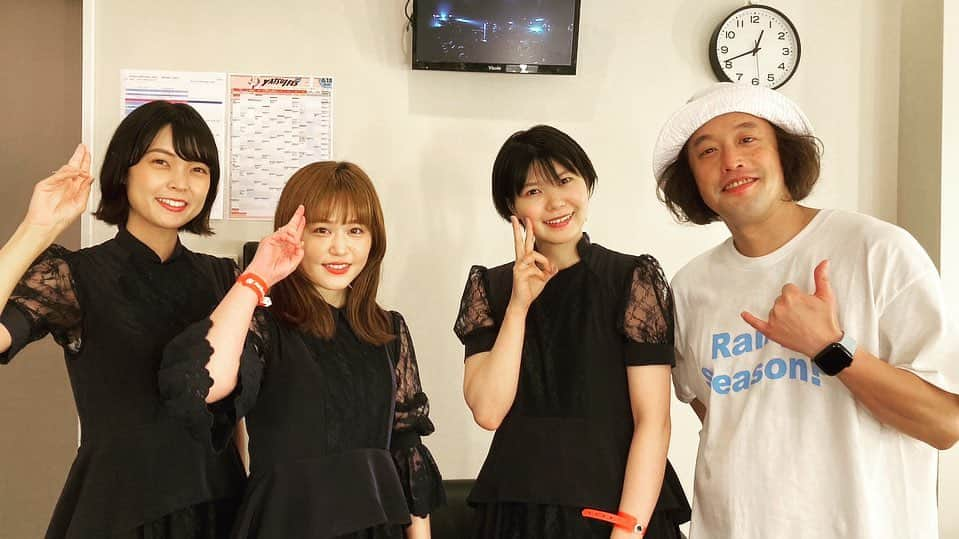 Megu のインスタグラム：「やついフェス2023 Negiccoは久々の 出演でした💚  呼んで下さった やついさん！  いただいたお手紙に 「いつでもここはホームです」  というメッセージが😭  温かくて優しくて 嬉しいお言葉を、本当に  ありがとうございます🥰  #やついフェス  #やついフェス2023」